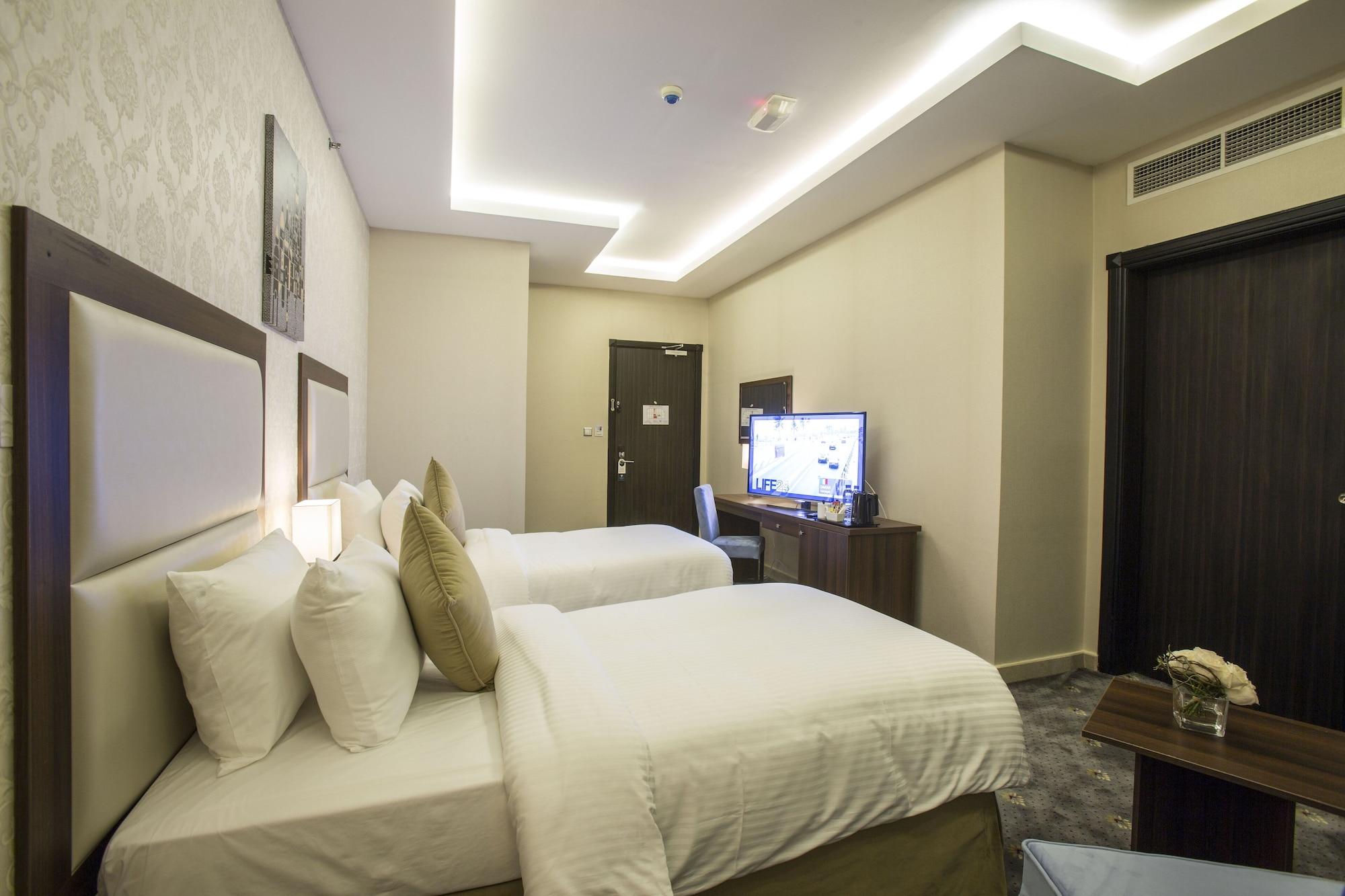 The Town Hotel Doha Exterior photo
