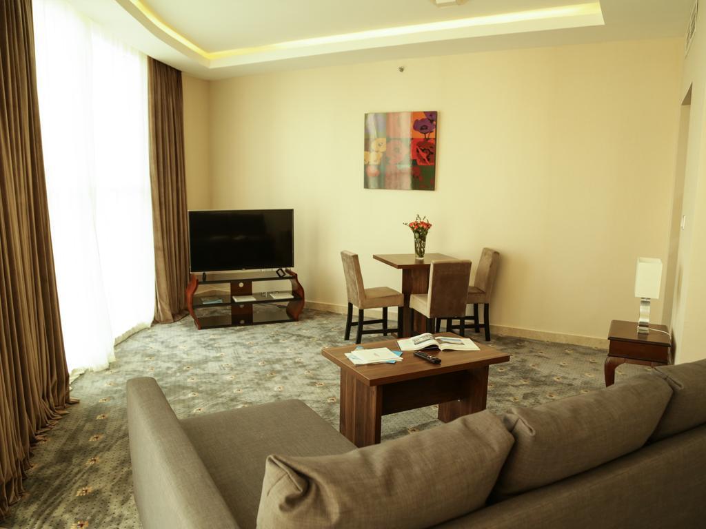 The Town Hotel Doha Exterior photo