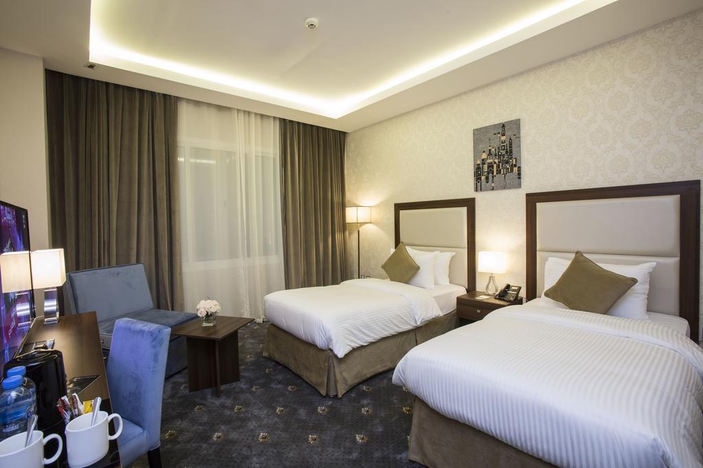 The Town Hotel Doha Exterior photo