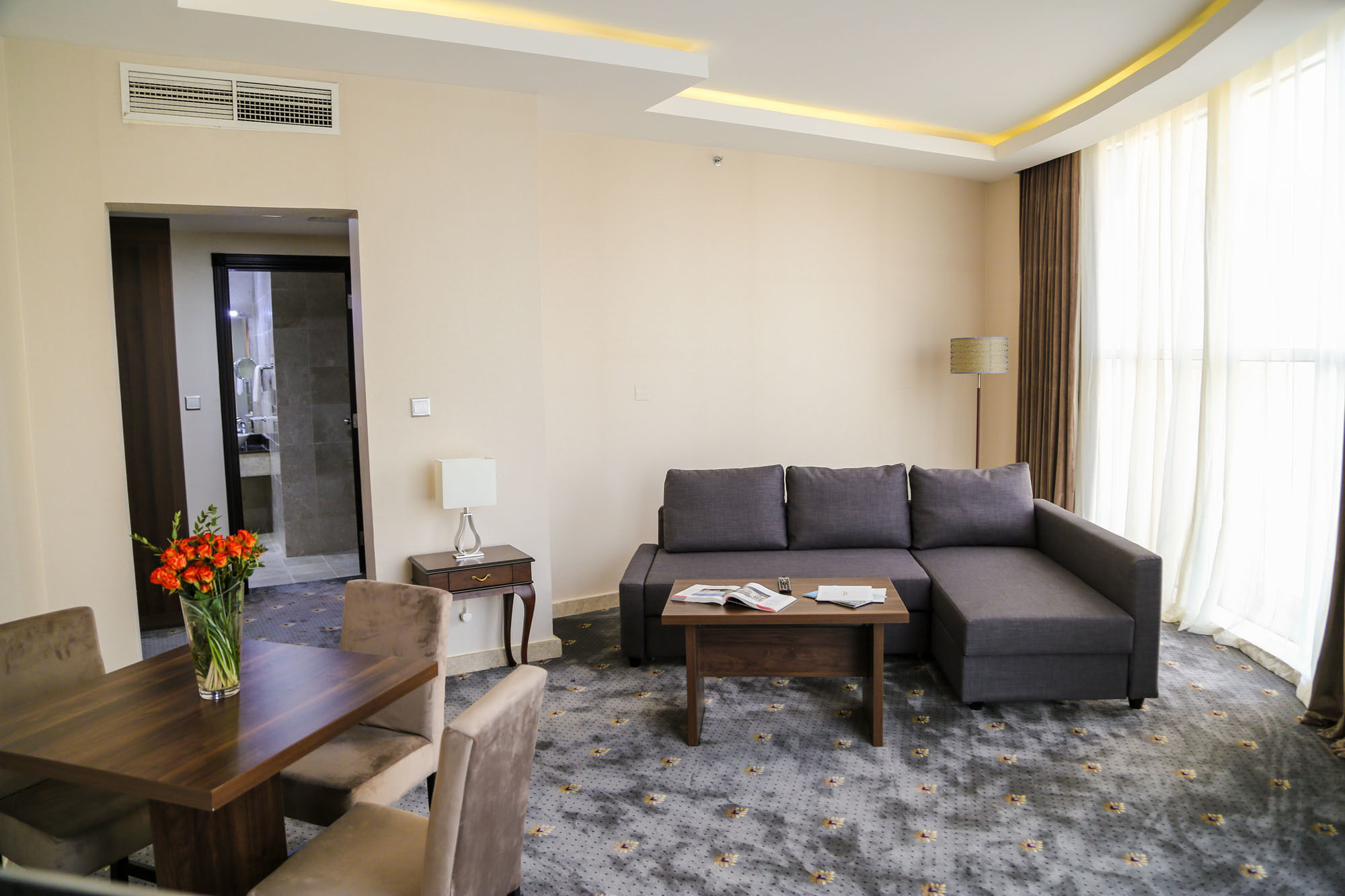 The Town Hotel Doha Exterior photo